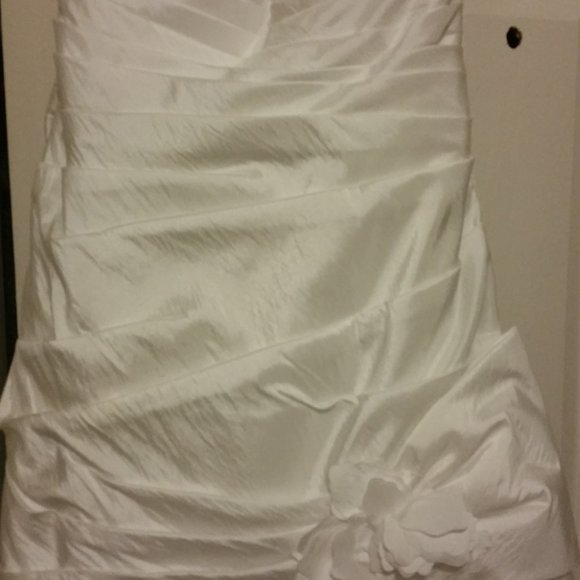 Wedding Dress New Size 16 - Picture 2 of 6